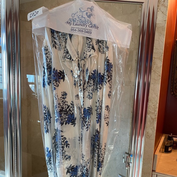 Illa Illa Perfect Memory” Floral Print Maxi - Picture 7 of 7